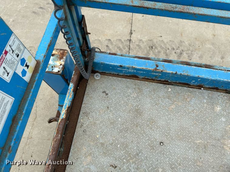 image for item EB2717 2006 Genie GS-2668 scissor lift
