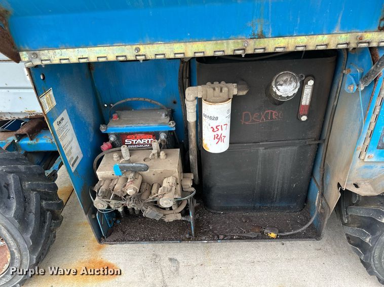 image for item EB2717 2006 Genie GS-2668 scissor lift