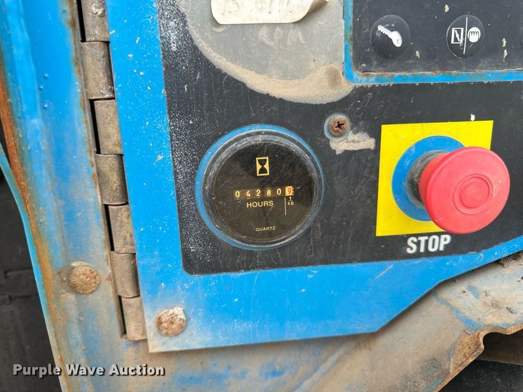 image for item EB2717 2006 Genie GS-2668 scissor lift