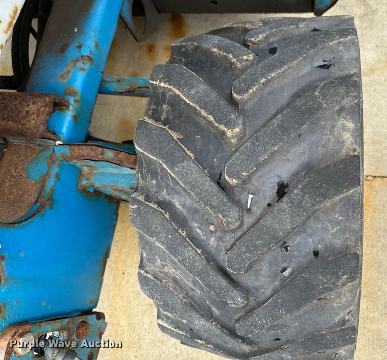 image for item EB2717 2006 Genie GS-2668 scissor lift