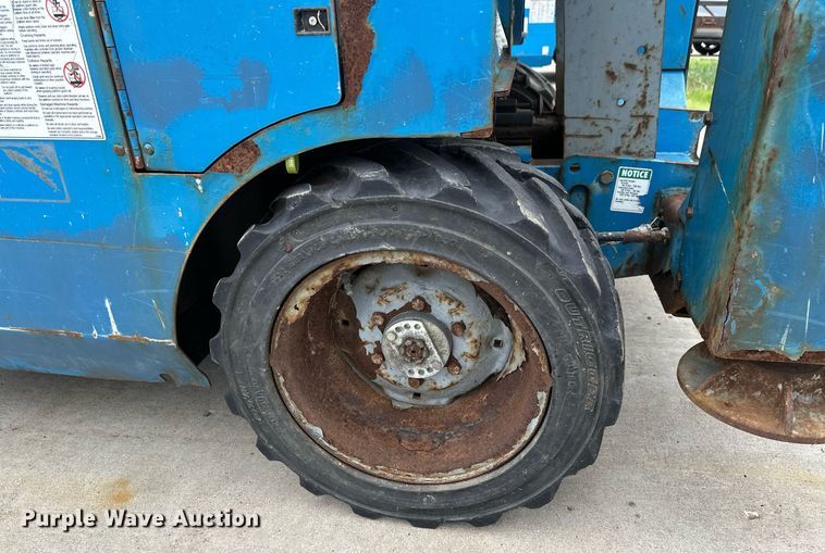 image for item EB2717 2006 Genie GS-2668 scissor lift