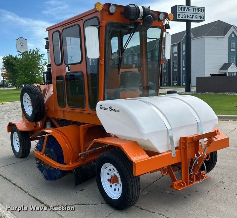 image for item EB2722 2024 Broce RCT350 broom