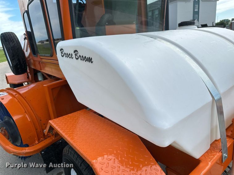 image for item EB2722 2024 Broce RCT350 broom