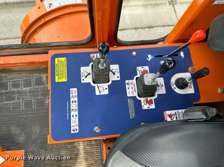 image for item EB2722 2024 Broce RCT350 broom