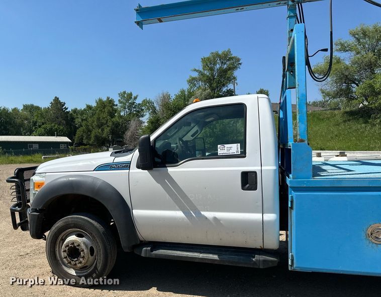 image for item EB2723 2011 Ford F550 Super Duty flatbed truck