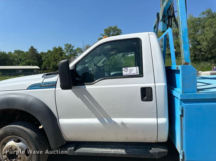 image for item EB2723 2011 Ford F550 Super Duty flatbed truck