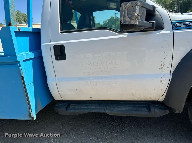 image for item EB2723 2011 Ford F550 Super Duty flatbed truck