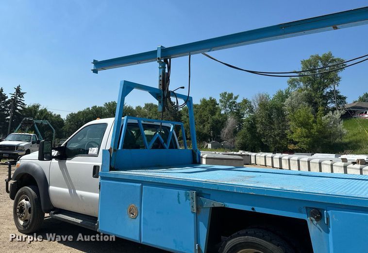 image for item EB2723 2011 Ford F550 Super Duty flatbed truck