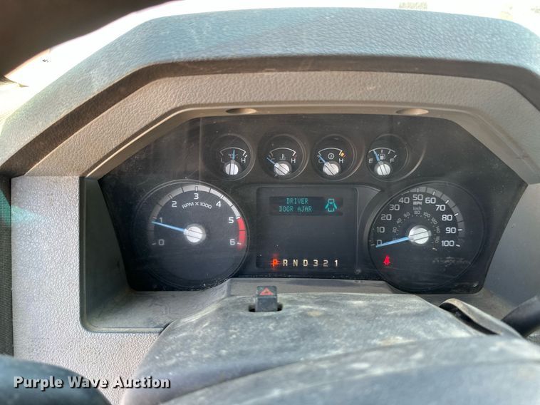 image for item EB2723 2011 Ford F550 Super Duty flatbed truck