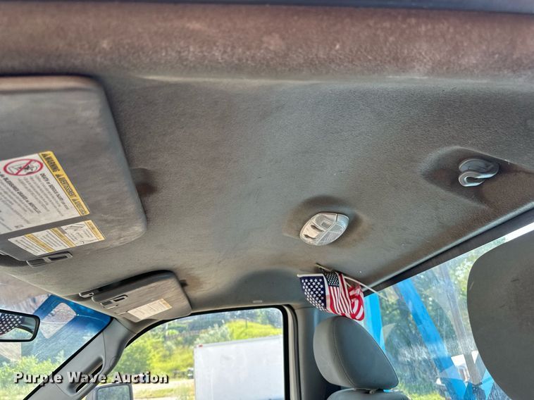 image for item EB2723 2011 Ford F550 Super Duty flatbed truck