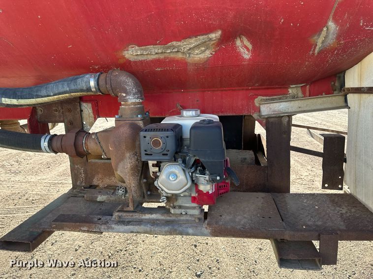 image for item EB2725 1957 Fruehauf tank trailer