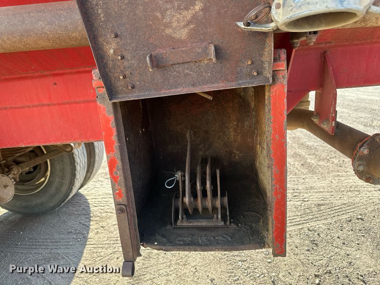 image for item EB2725 1957 Fruehauf tank trailer