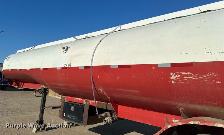 image for item EB2725 1957 Fruehauf tank trailer