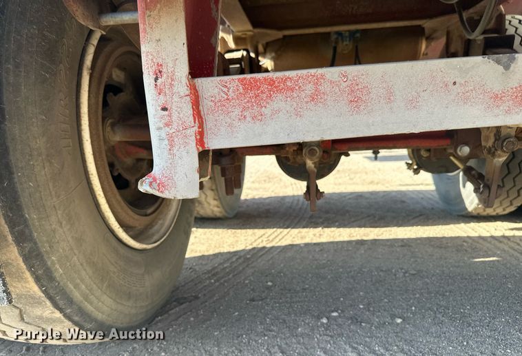 image for item EB2725 1957 Fruehauf tank trailer