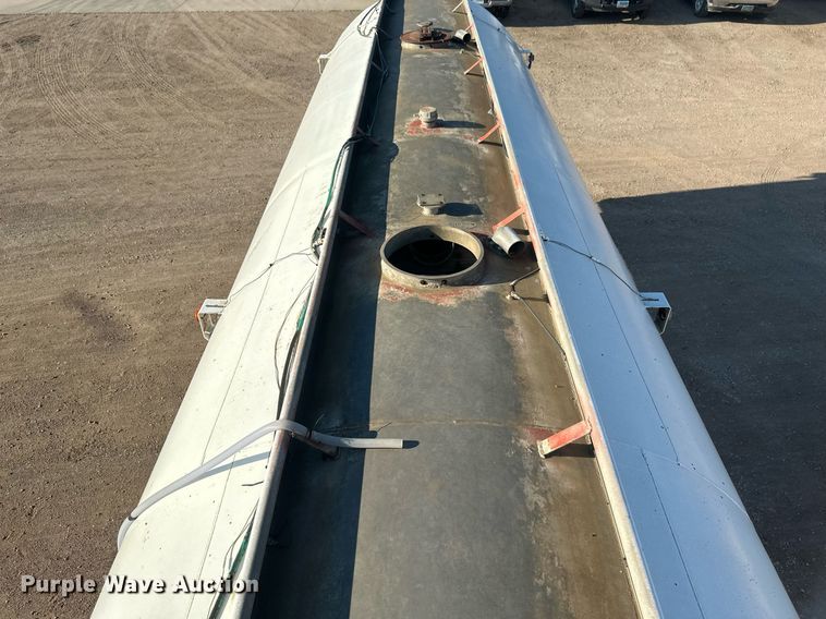 image for item EB2725 1957 Fruehauf tank trailer