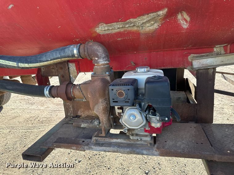 image for item EB2725 1957 Fruehauf tank trailer