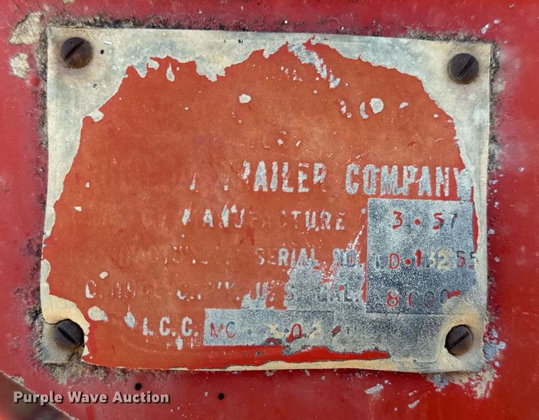 image for item EB2725 1957 Fruehauf tank trailer