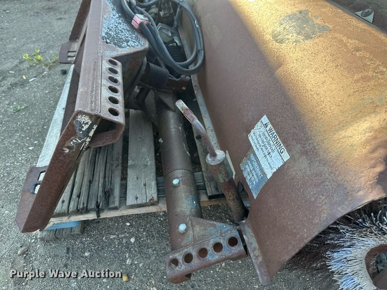 image for item EB2731 Bobcat 60