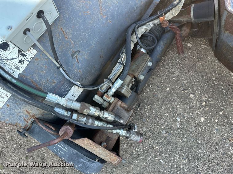 image for item EB2732 Bobcat 66