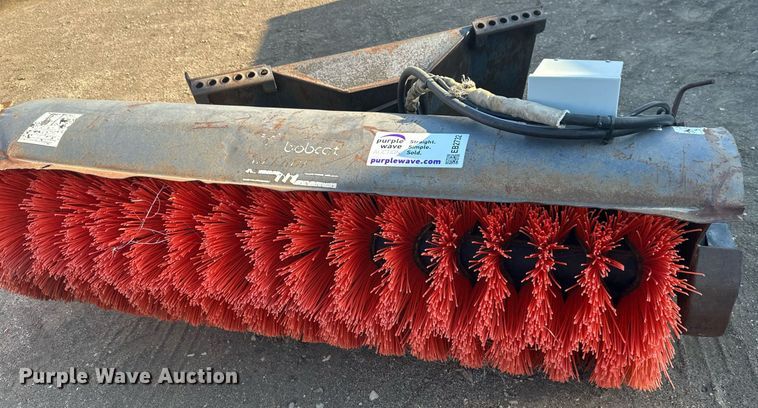 image for item EB2732 Bobcat 66