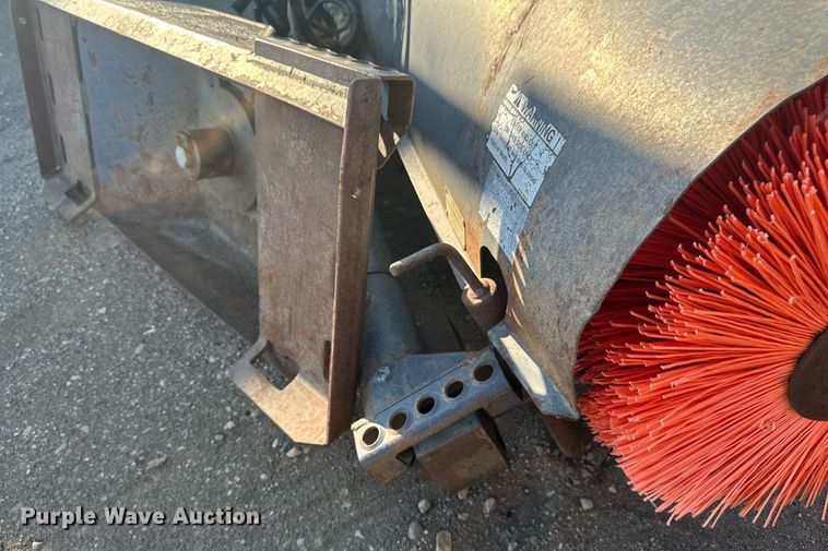 image for item EB2732 Bobcat 66