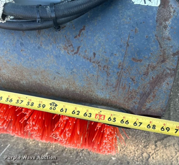 image for item EB2732 Bobcat 66