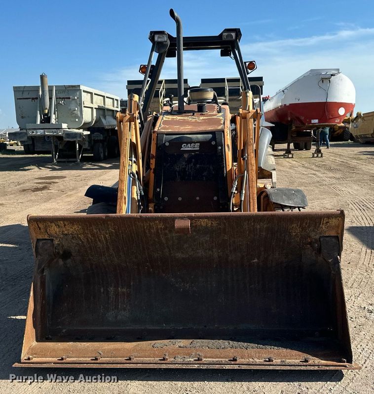 image for item EB2735 2007 Case 570MXT landscape tractor