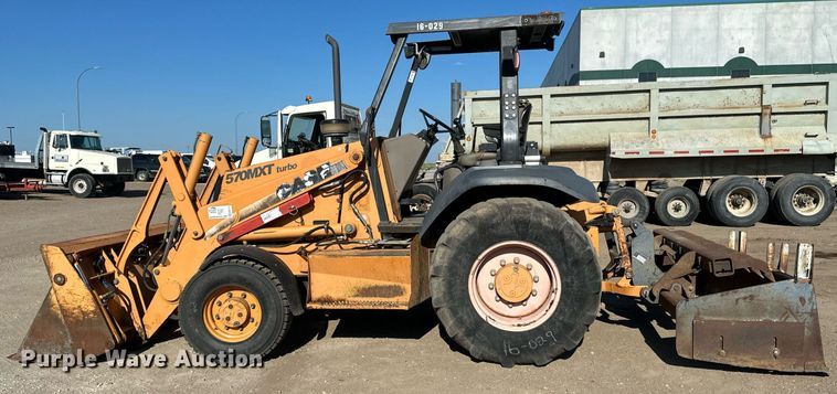 image for item EB2735 2007 Case 570MXT landscape tractor