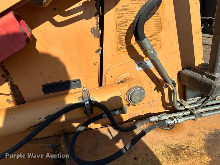 image for item EB2735 2007 Case 570MXT landscape tractor