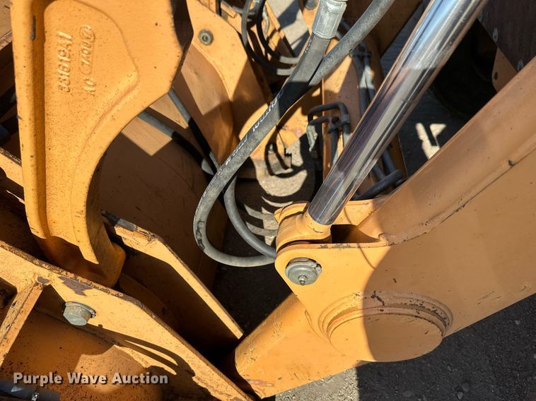 image for item EB2735 2007 Case 570MXT landscape tractor