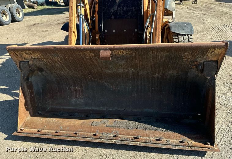 image for item EB2735 2007 Case 570MXT landscape tractor