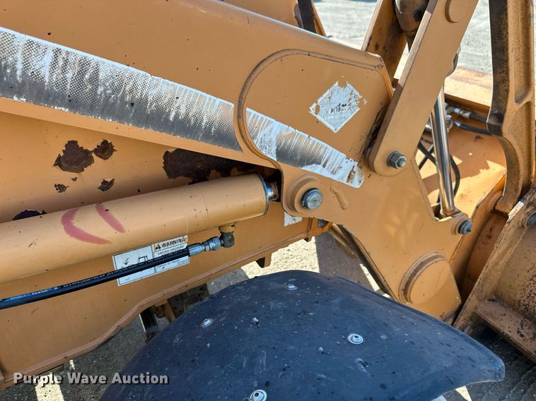 image for item EB2735 2007 Case 570MXT landscape tractor