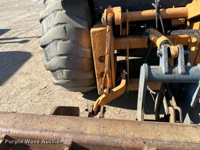 image for item EB2735 2007 Case 570MXT landscape tractor