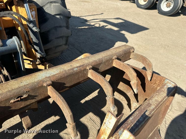 image for item EB2735 2007 Case 570MXT landscape tractor