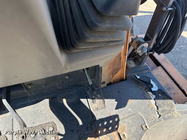 image for item EB2735 2007 Case 570MXT landscape tractor