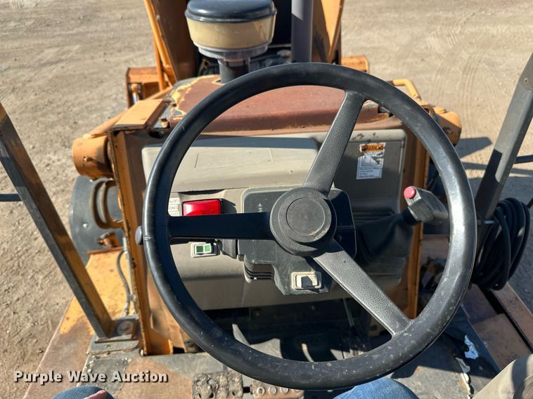 image for item EB2735 2007 Case 570MXT landscape tractor