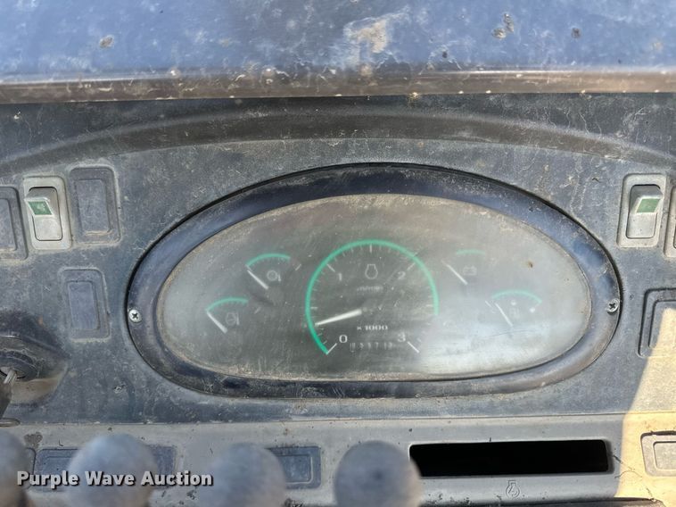 image for item EB2735 2007 Case 570MXT landscape tractor