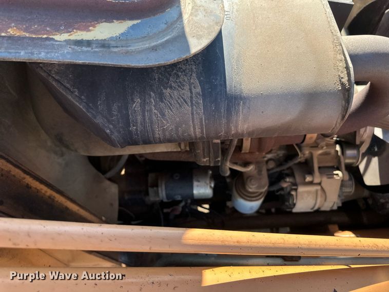 image for item EB2735 2007 Case 570MXT landscape tractor