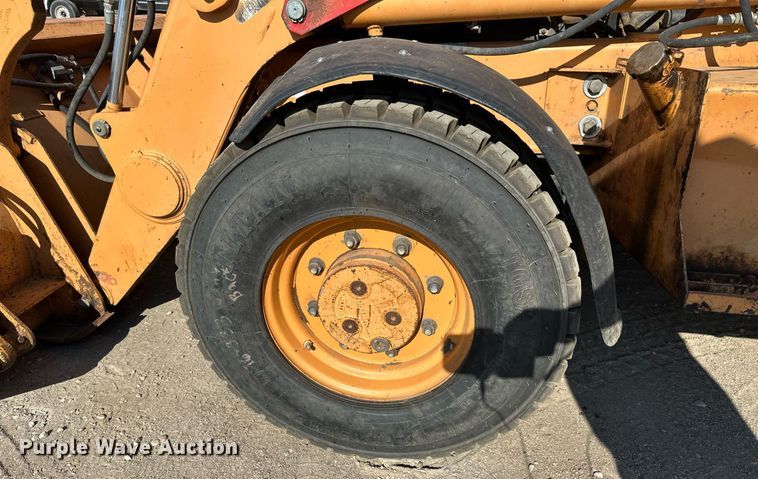 image for item EB2735 2007 Case 570MXT landscape tractor