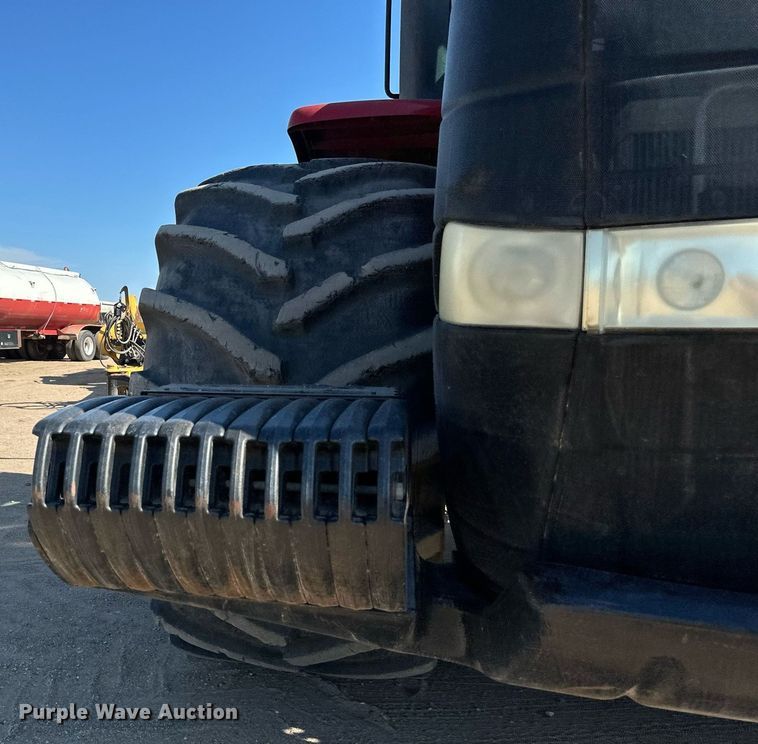 image for item EB2737 2013 Case IH Steiger 550HD Scraper Series 4WD tractor