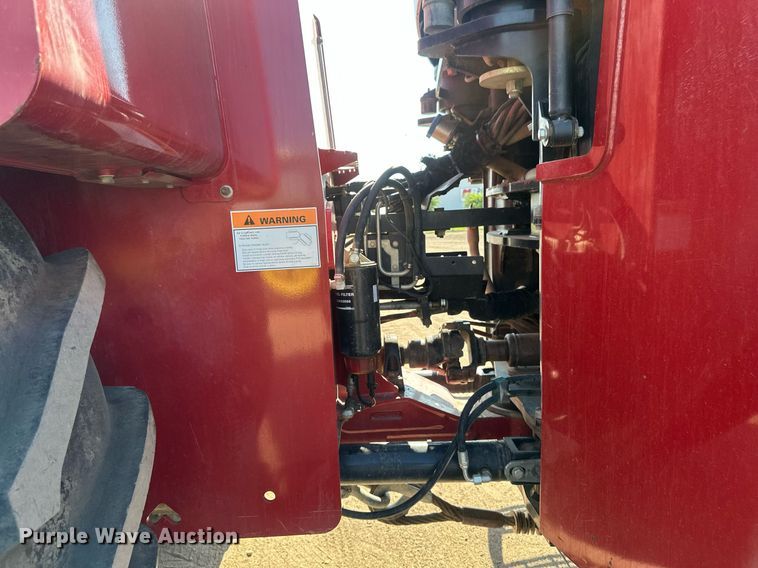 image for item EB2737 2013 Case IH Steiger 550HD Scraper Series 4WD tractor