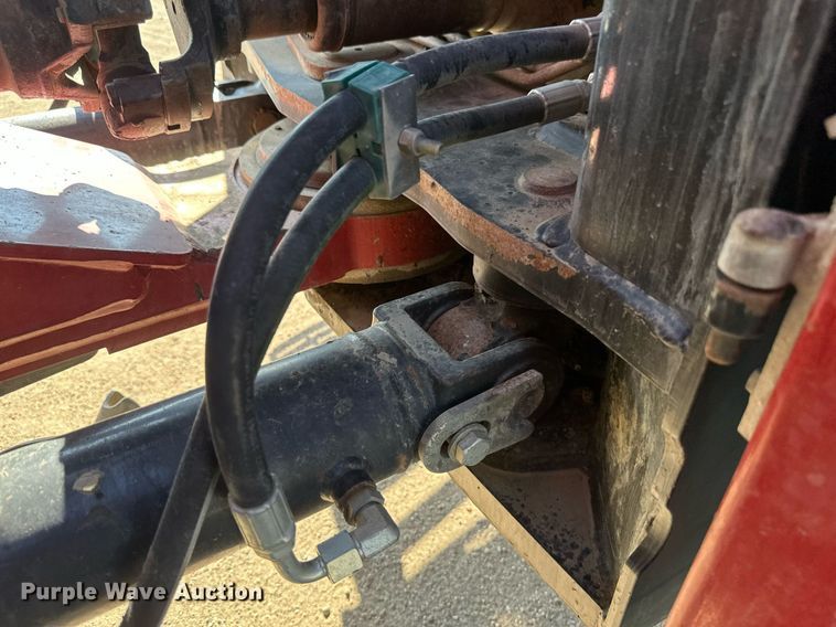 image for item EB2737 2013 Case IH Steiger 550HD Scraper Series 4WD tractor