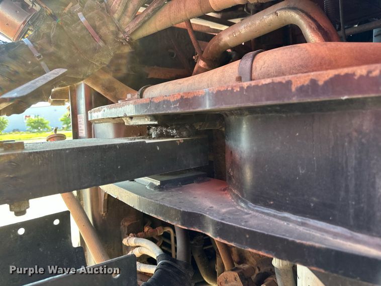 image for item EB2737 2013 Case IH Steiger 550HD Scraper Series 4WD tractor