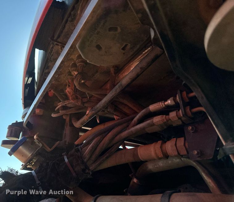 image for item EB2737 2013 Case IH Steiger 550HD Scraper Series 4WD tractor