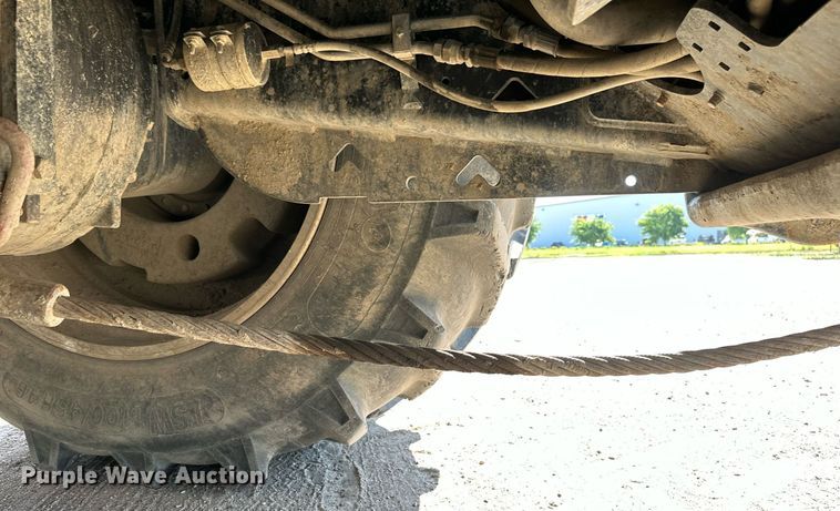 image for item EB2737 2013 Case IH Steiger 550HD Scraper Series 4WD tractor