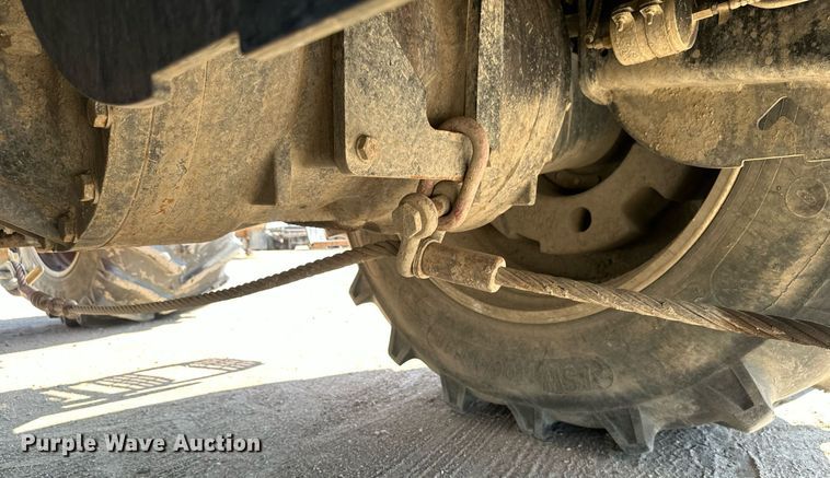 image for item EB2737 2013 Case IH Steiger 550HD Scraper Series 4WD tractor