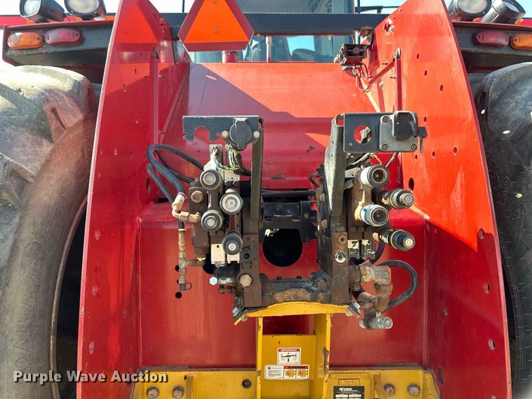 image for item EB2737 2013 Case IH Steiger 550HD Scraper Series 4WD tractor