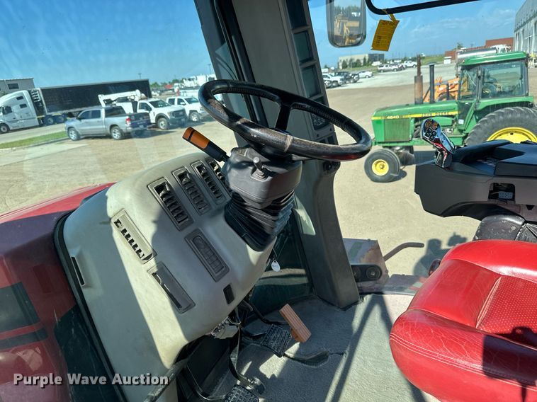 image for item EB2737 2013 Case IH Steiger 550HD Scraper Series 4WD tractor