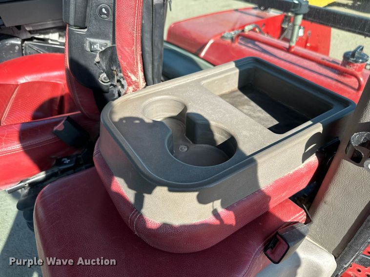 image for item EB2737 2013 Case IH Steiger 550HD Scraper Series 4WD tractor