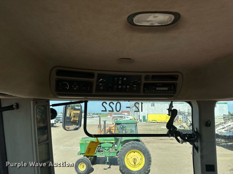 image for item EB2737 2013 Case IH Steiger 550HD Scraper Series 4WD tractor